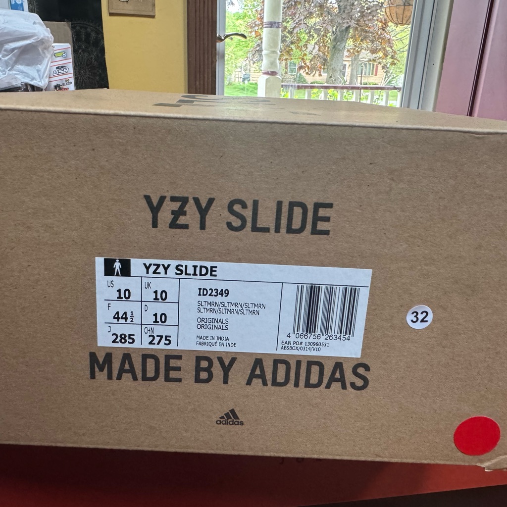 Adidas Yzy Slide Box In Tan